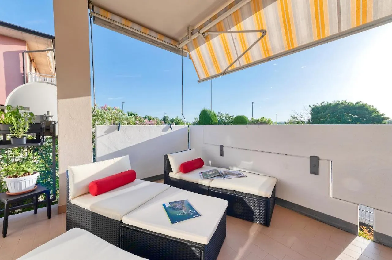Wolf House - Sirmione Holiday イタリア